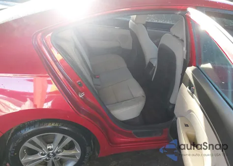 2017 Hyundai Elantra Se z USA, uszkodzony, nr VIN 5NPD84LF9HH022854